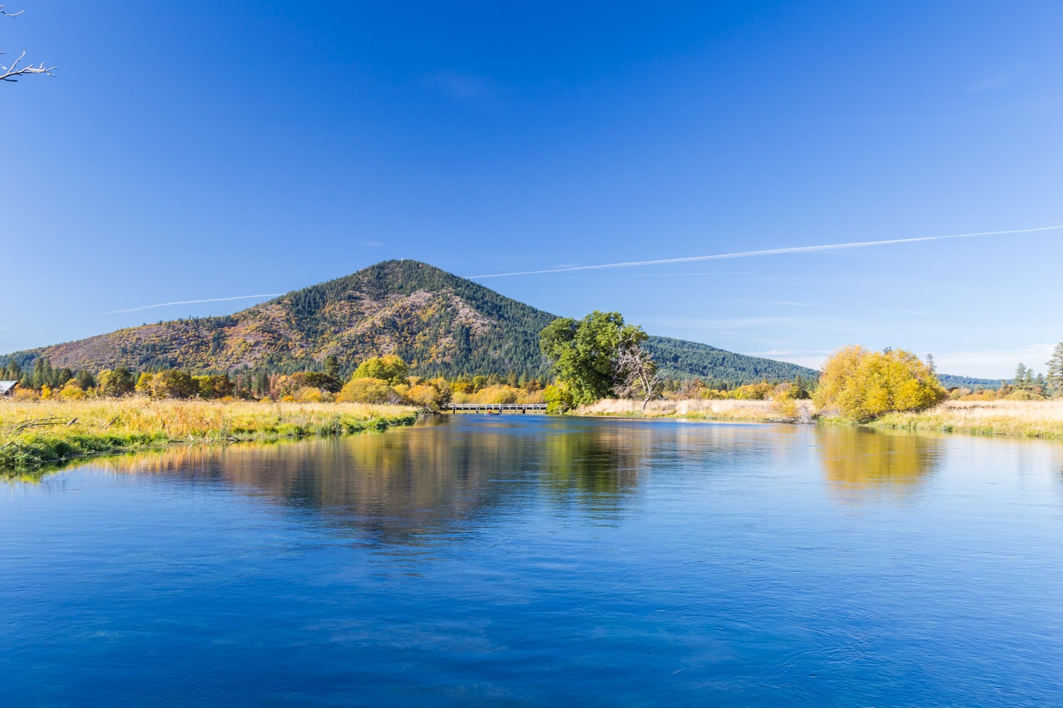 Northern California Waterfront Property River's Edge Properties