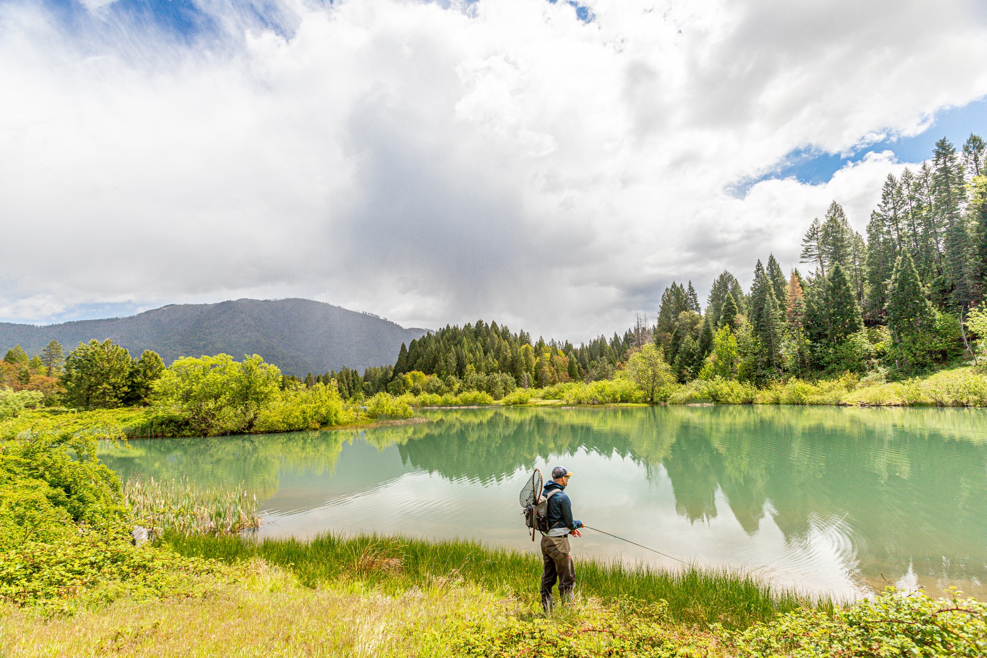 Fly fishing waterfront property for sale in Northern CA