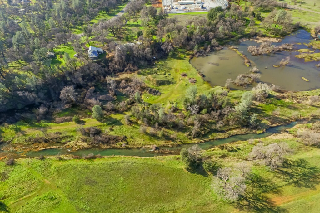Redding Waterfront Ranch for sale