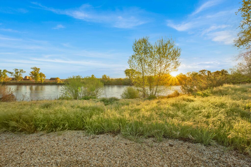 Sacramento river home for sale in Anderson Ca